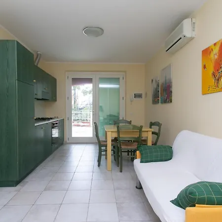 Apartamento Monolocale Con Terrazzo A - S052