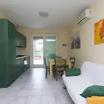 Apartman Monolocale Con Terrazzo A - S052